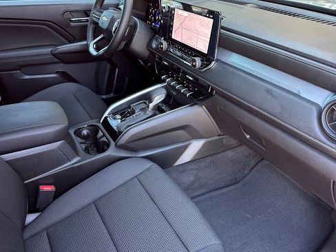 New 2026 Chevrolet Colorado LT image 15