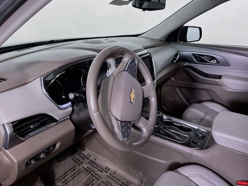 Used 2019 Chevrolet Traverse Premier AWD/4WD image 8
