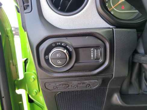 New 2026 Jeep Gladiator Willys AWD/4WD image 21