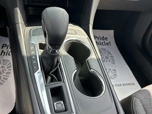 Certified 2024 Chevrolet Equinox LT FWD image 14