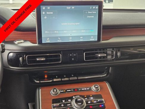 Used 2023 Lincoln Aviator Reserve AWD/4WD image 25