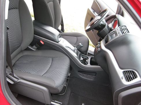 Used 2016 Dodge Journey SE w/ Flexible Seating Group image 34