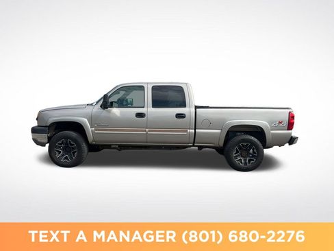 Used 2003 Chevrolet Silverado 2500 LS w/ Skid Plate Package AWD/4WD image 2