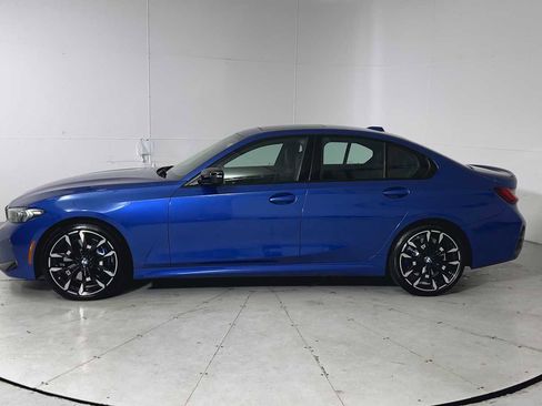 Used 2025 BMW 330i xDrive Sedan w/ M Sport Package image 5