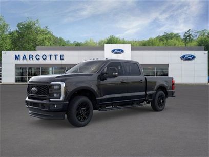 New 2025 Ford F350 XLT w/ Black Appearance Package