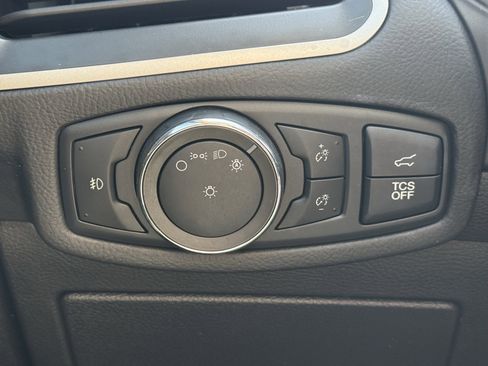 Used 2022 Ford Edge SEL w/ Convenience Package image 27