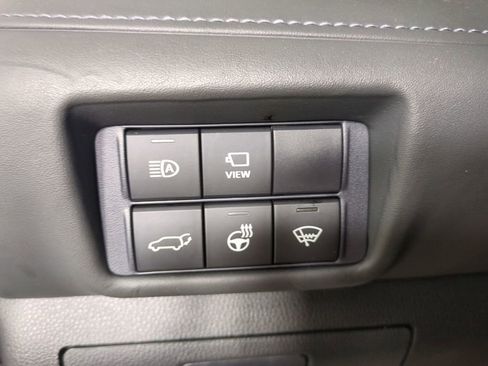 Used 2021 Toyota Highlander Platinum image 31