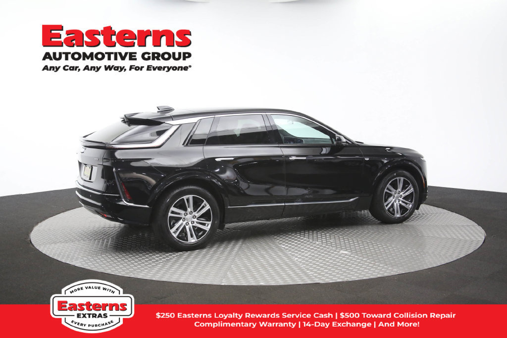 Used 2024 Cadillac Lyriq Tech w/ Driver Assist Package AWD/4WD image 46
