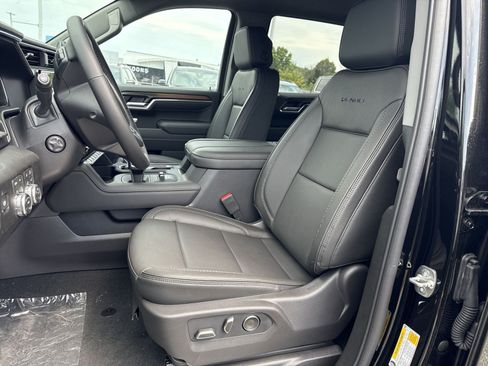 New 2026 GMC Sierra 1500 Denali w/ Denali Reserve Package AWD/4WD image 10