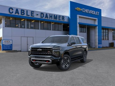 New 2026 Chevrolet Suburban Z71 w/ Comfort Package AWD/4WD image 36