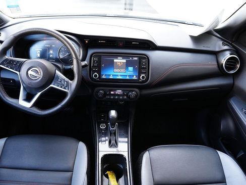 Used 2023 Nissan Kicks SR w/ SR Premium Package image 20