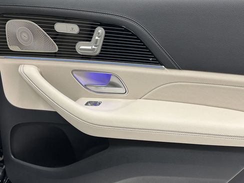 Certified 2024 Mercedes-Benz GLS 580 4MATIC image 20