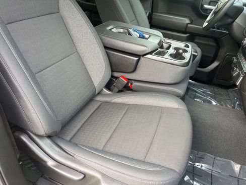 Used 2025 Chevrolet Silverado 1500 Custom Trail Boss image 27