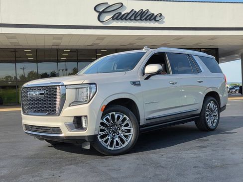 Used 2023 GMC Yukon Denali Ultimate AWD/4WD image 1