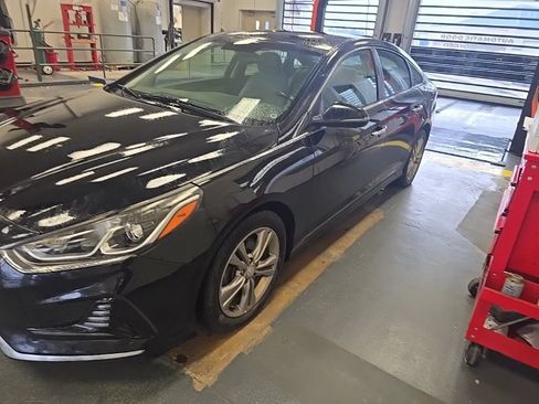 Used 2018 Hyundai Sonata SEL FWD image 2