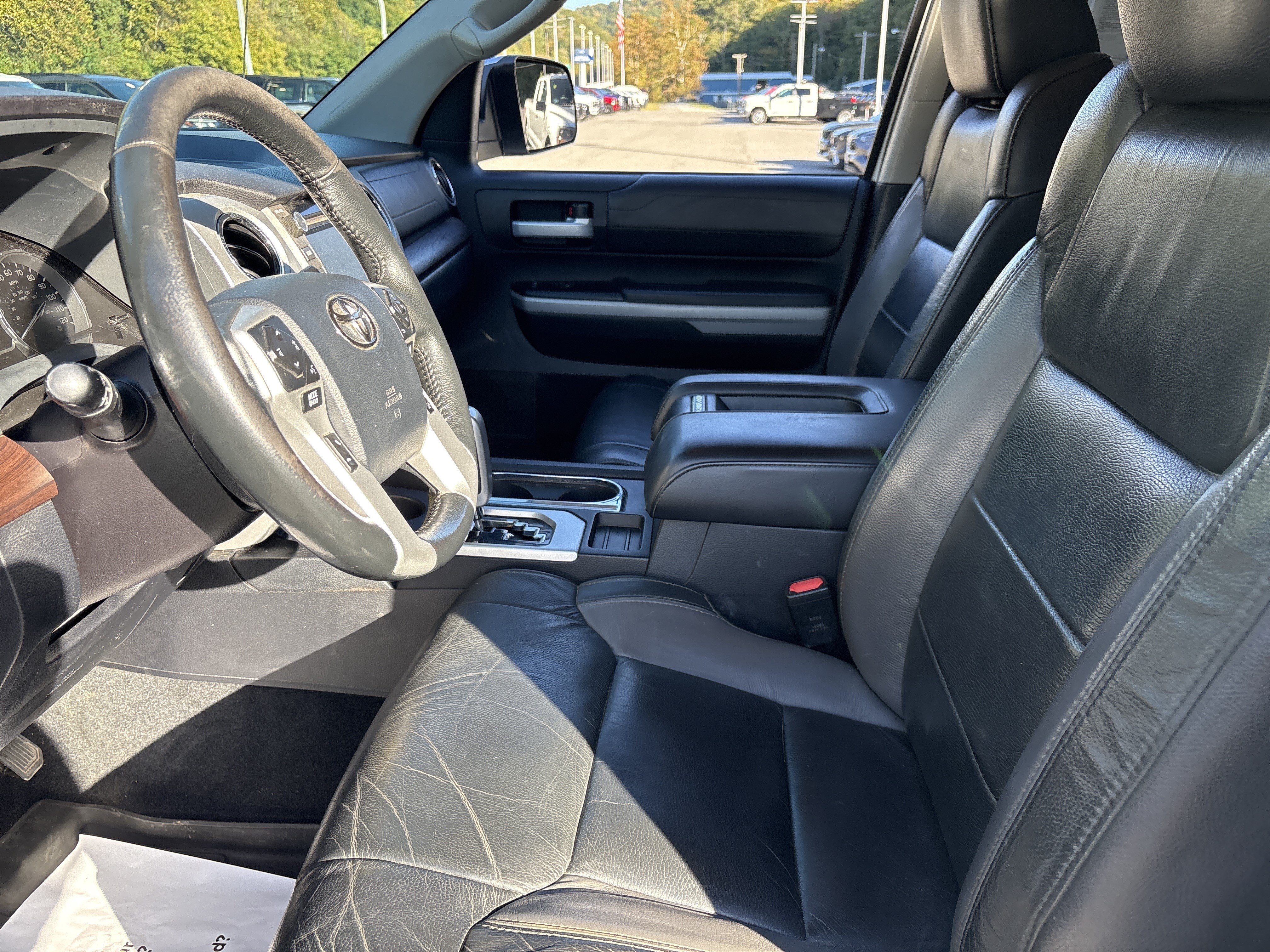 Used 2019 Toyota Tundra Limited w/ Limited Premium Package AWD/4WD image 13