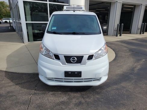 Used 2020 Nissan NV200 S image 5