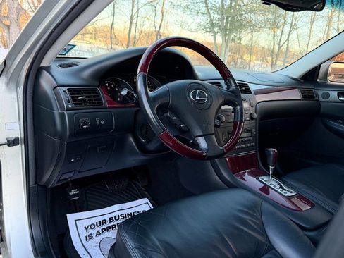 Used 2004 Lexus ES 330 image 8