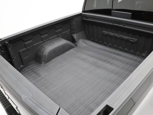 Used 2023 GMC Sierra 1500 Denali w/ Denali Reserve Package image 13