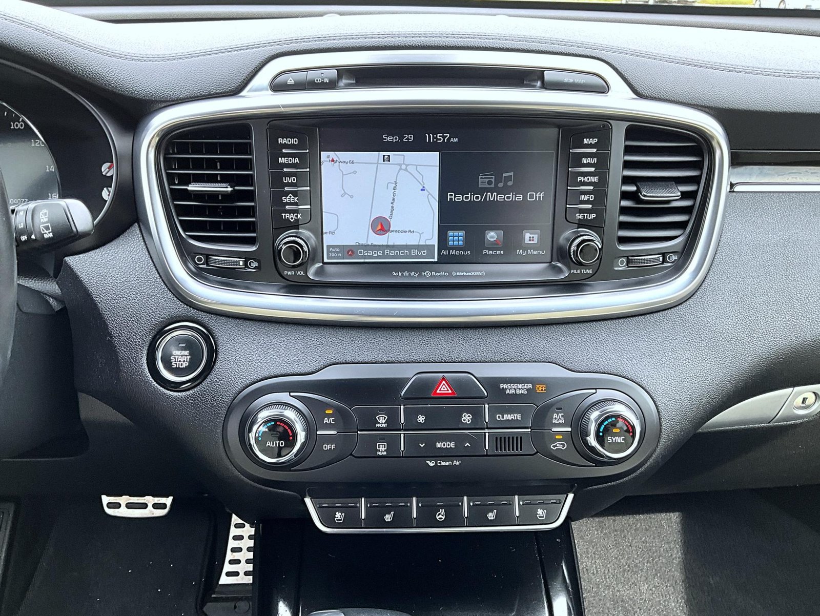 Used 2017 Kia Sorento SX AWD/4WD image 15