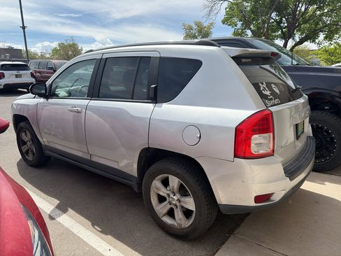 Used 2012 Jeep Compass Sport AWD/4WD image 10