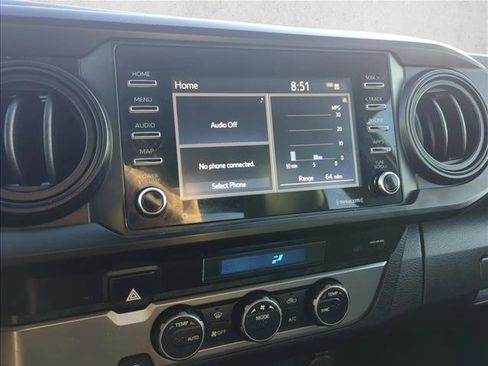 Used 2022 Toyota Tacoma SR image 17