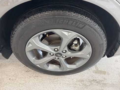 Used 2024 Ford Escape ST-Line w/ Cold Weather Package image 28