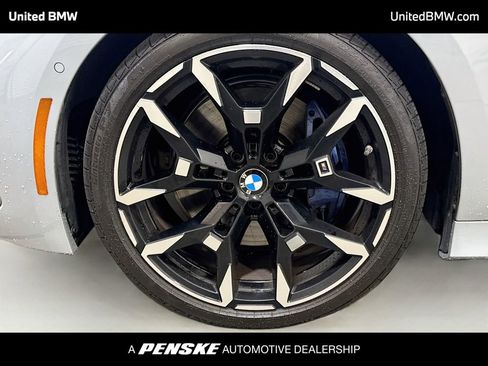 Used 2025 BMW M340i RWD image 2