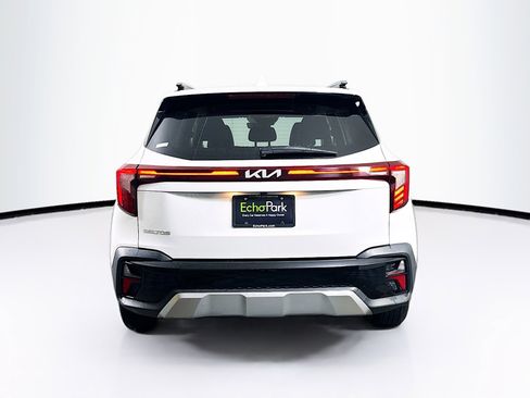 Used 2025 Kia Seltos S image 7