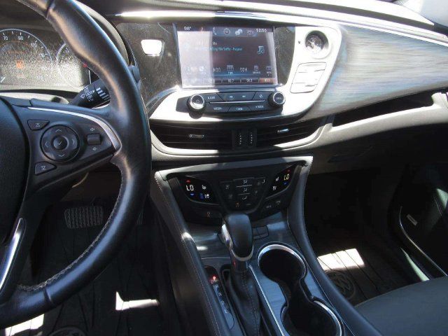 Used 2020 Buick Envision Premium w/ Driver Confidence Package AWD/4WD image 18