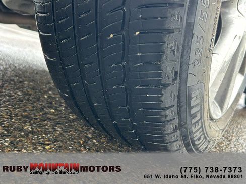 Used 2011 INFINITI EX35 Journey w/ Premium Pkg image 27