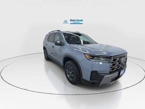New 2026 Honda Pilot TrailSport image 4