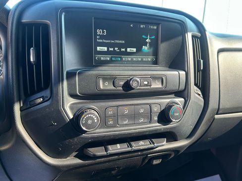 Used 2017 Chevrolet Silverado 2500 W/T image 17