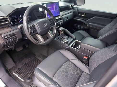 Used 2024 Toyota Tacoma Limited w/ Limited Package (LT) AWD/4WD image 13