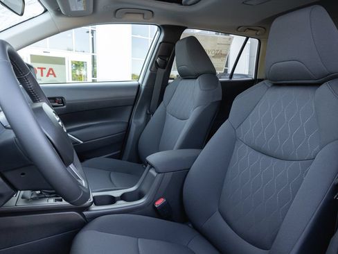 New 2026 Toyota Corolla Cross LE FWD image 9