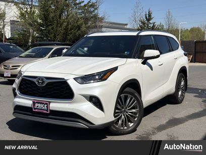 Used 2021 Toyota Highlander Platinum