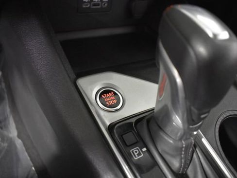 Certified 2025 Nissan Altima 2.5 S FWD image 17