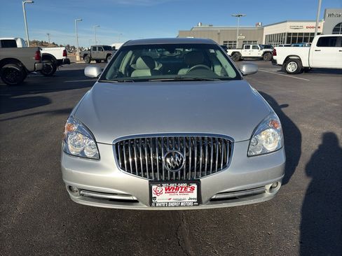 Used 2011 Buick Lucerne CXL image 7