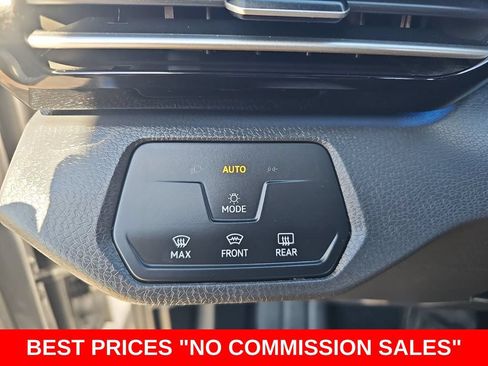 Used 2023 Volkswagen ID.4 Pro AWD/4WD image 25