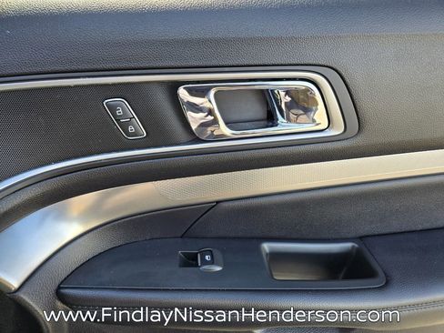 Used 2019 Ford Explorer XLT w/ Equipment Group 201A image 19