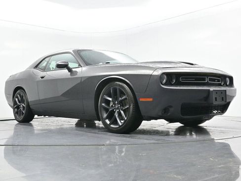 Used 2022 Dodge Challenger GT RWD image 37