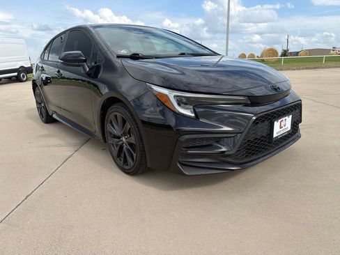 Used 2024 Toyota Corolla SE FWD image 7