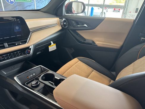 New 2026 Chevrolet Equinox ACTIV AWD/4WD image 25