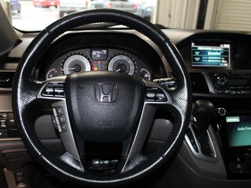 Used 2014 Honda Odyssey EX-L image 10
