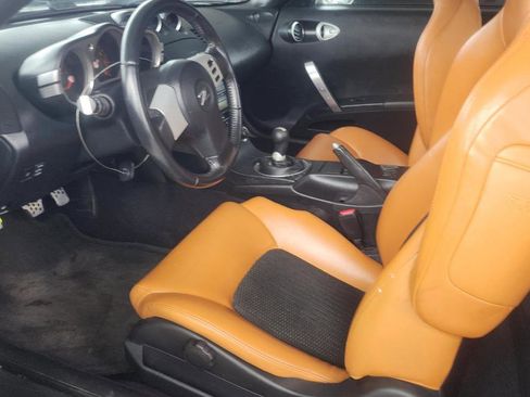 Used 2004 Nissan 350Z Touring image 9