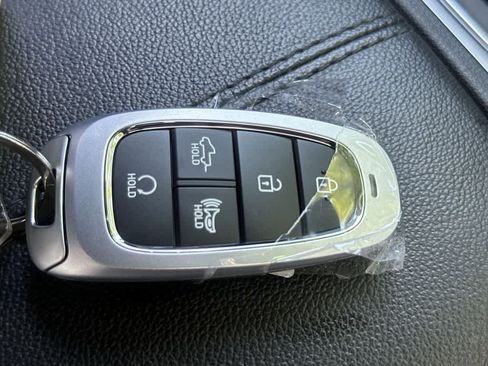 Used 2024 Hyundai Santa Cruz SEL w/ Activity Package FWD image 28