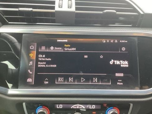 Used 2023 Audi Q3 2.0T Premium image 19