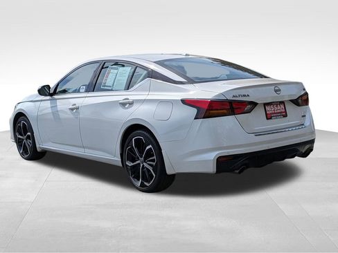 Certified 2023 Nissan Altima 2.5 SR AWD/4WD image 12