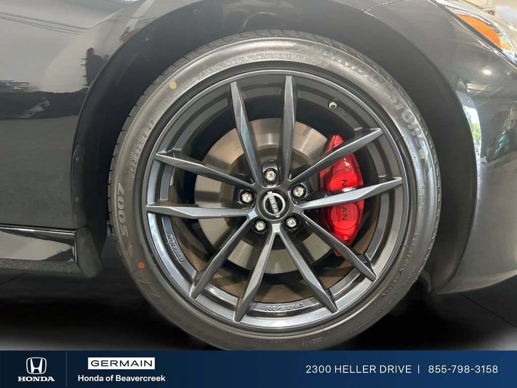 Used 2024 Nissan Z Performance w/ Floor Mat Package RWD image 12