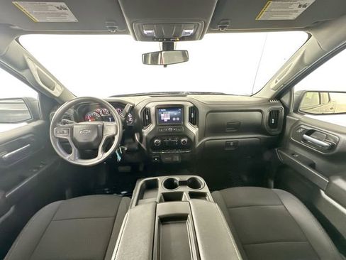 Used 2022 Chevrolet Silverado 1500 Custom Trail Boss AWD/4WD image 27